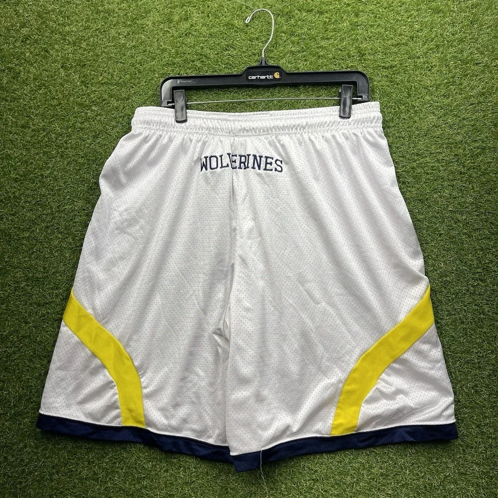 Michigan Wolverines Adidas Shorts Mens Extra Large Team Issued Basketball Y2K